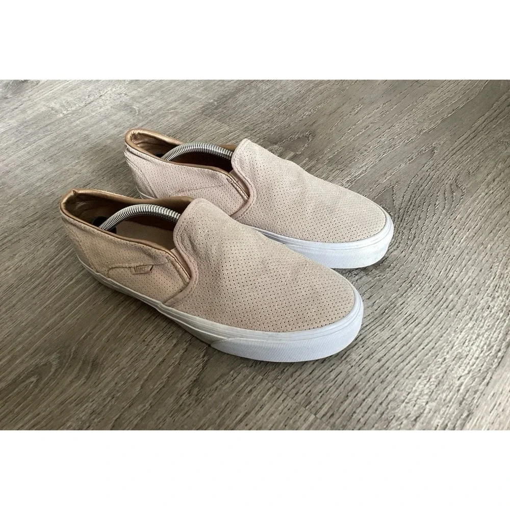 Vans Womens Size 8 Classic Slip On Suede Rose Gold Sneakers Blush Pink Shoes